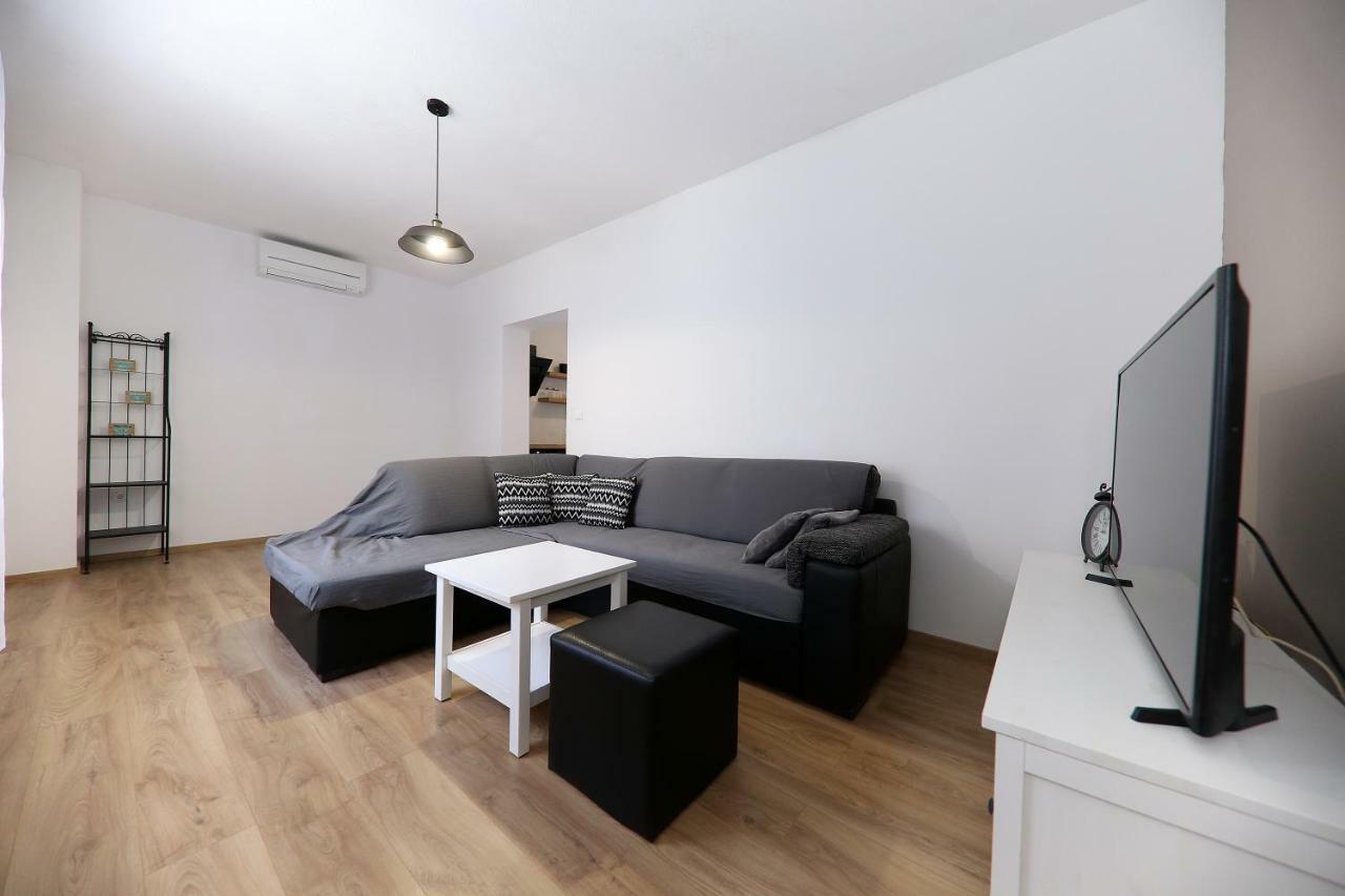 Apartman Dana Задар Экстерьер фото